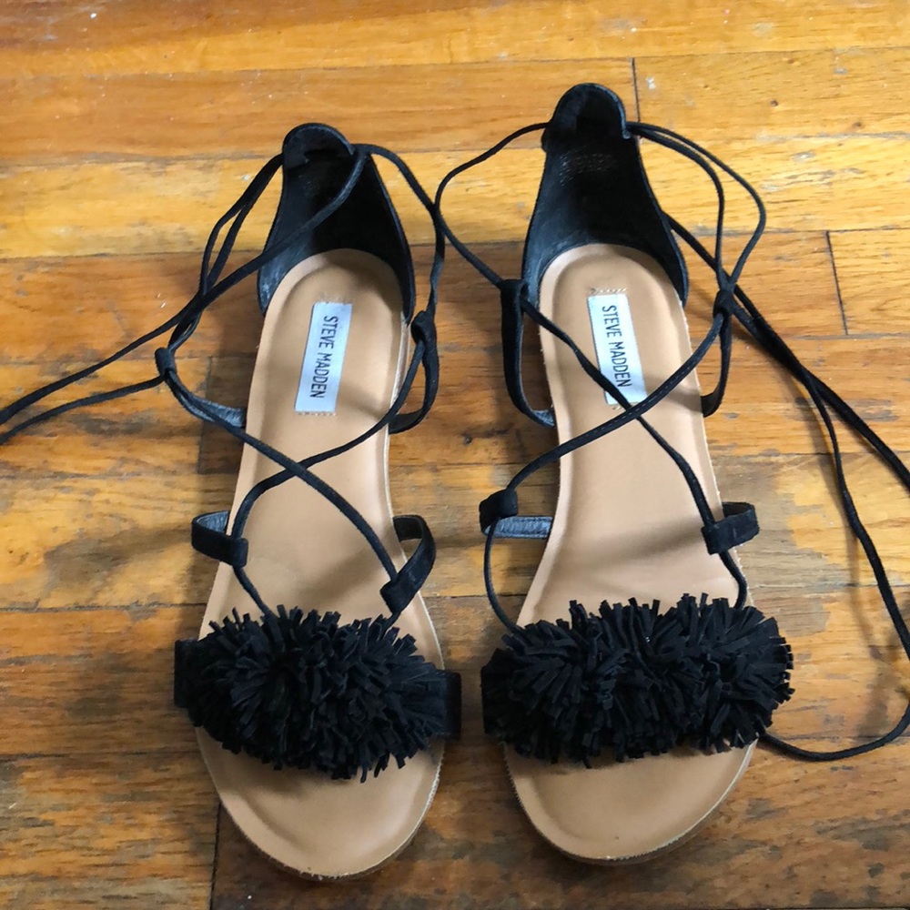 Ruffle gladiator sandal